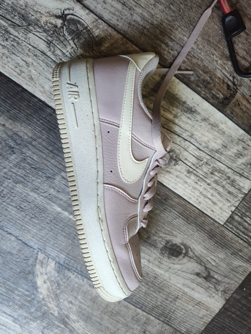Nike Women's Low-Top Sneakers — Light Lavender & White - Picture 2 of 9